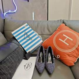 Picture of Prada Shoes _SKUPradasz35-40819167.5CMGDT0602